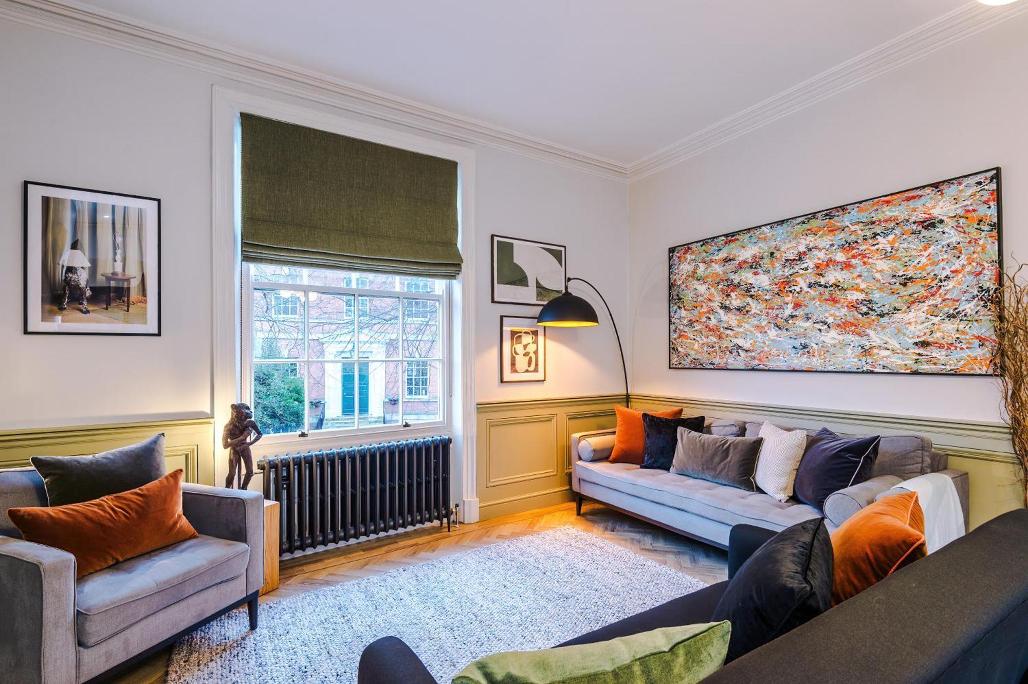 Stunning - Sleep 18 Apartment *