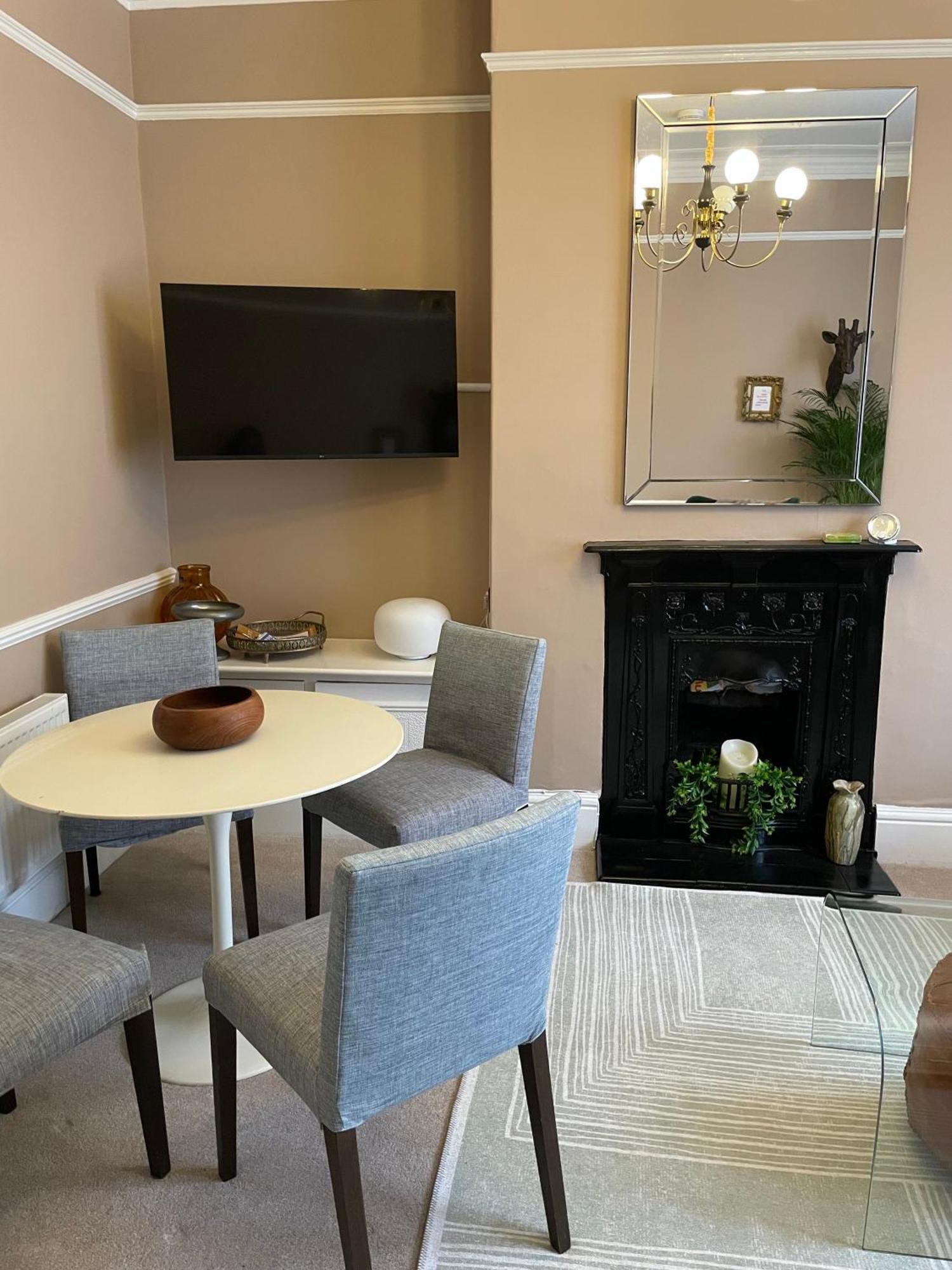 Fabulous 2 Bed Flat *