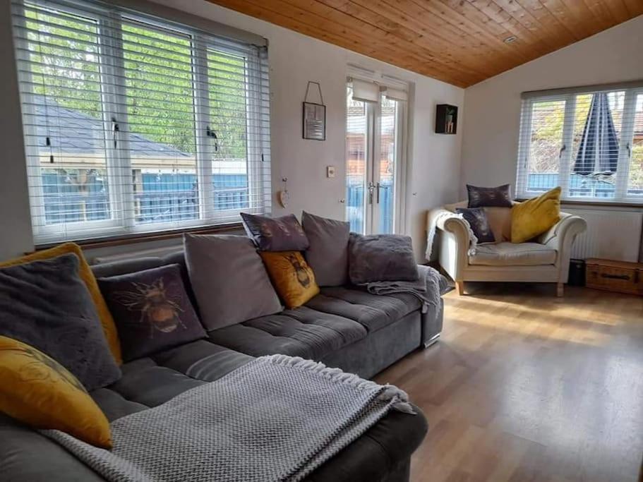Family Honeybeelodge Hot Tub And Wood Burner * York
