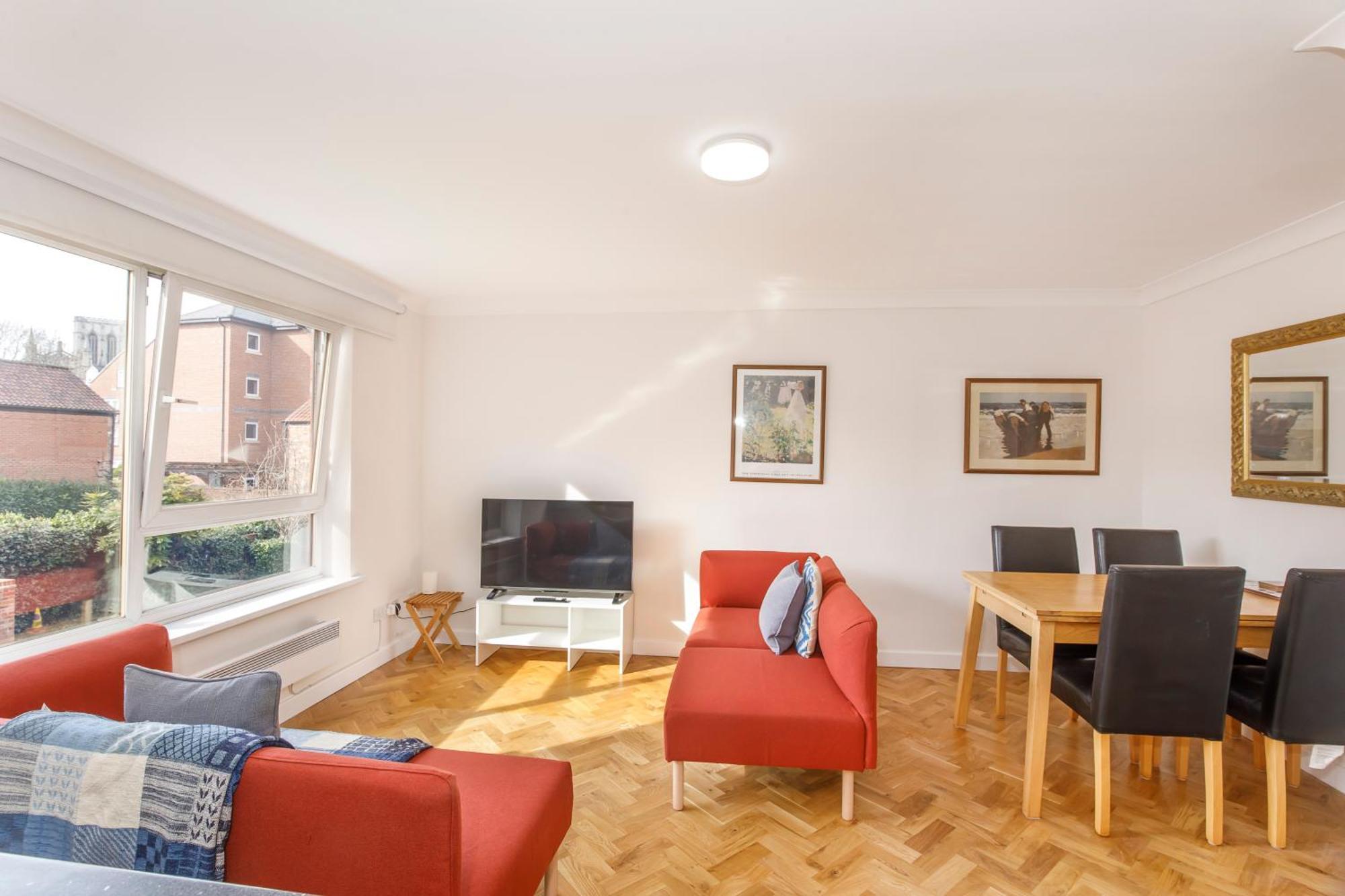 Monkgate Cloisters - Free Parking * York