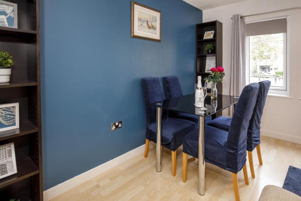Olympian Court 2 Bed Apartment