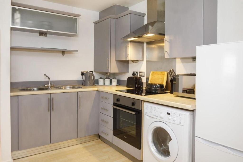 Olympian Court 2 Bed Apartment York