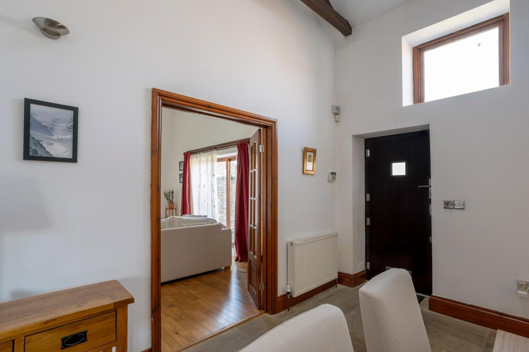 Isabella Place In - 3 Bed Property, 2 Double Beds, 1 Large Double Bed, Ideal For Families Apartment