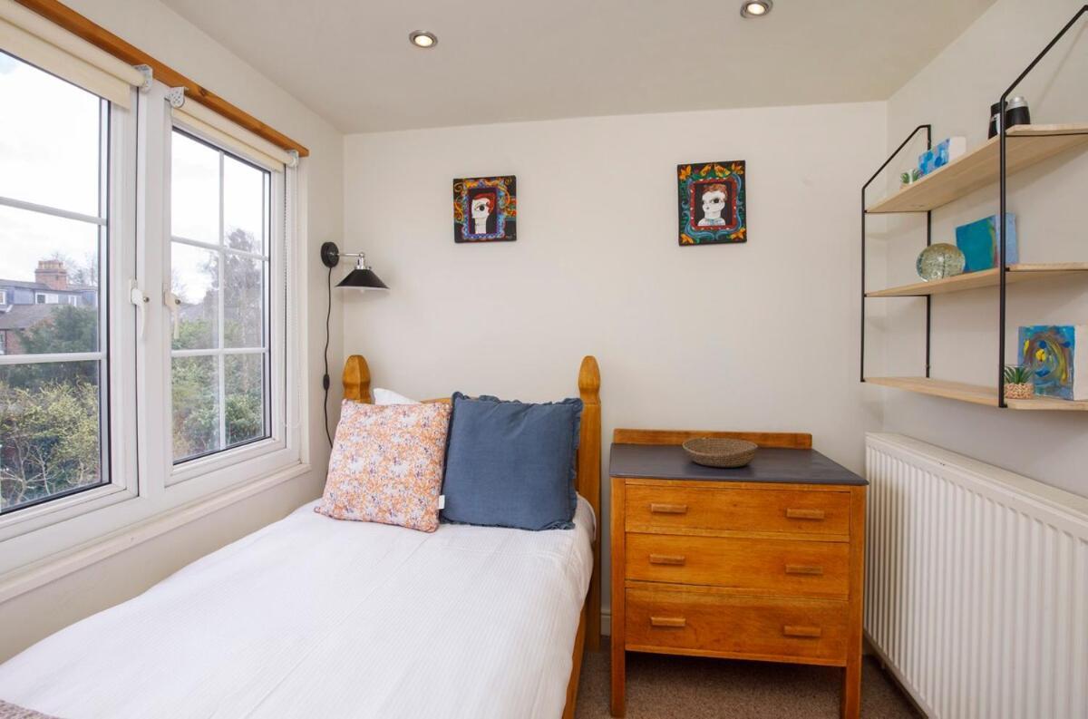 Hot Tub - Pool Table, Holiday home York