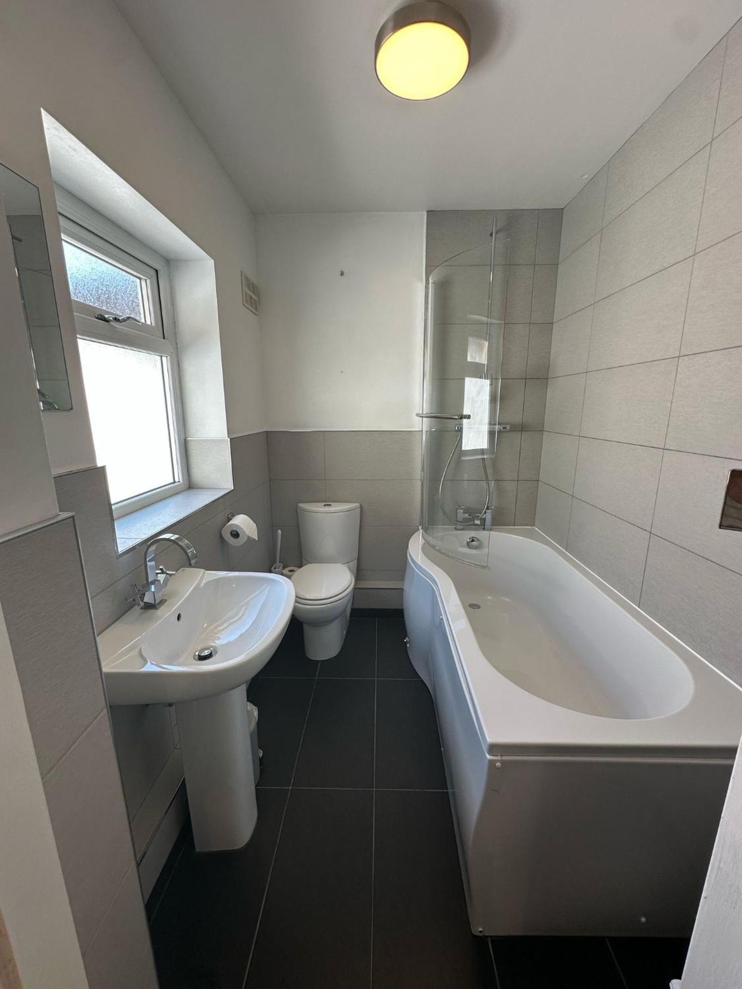 Holiday home Raven's Nest York