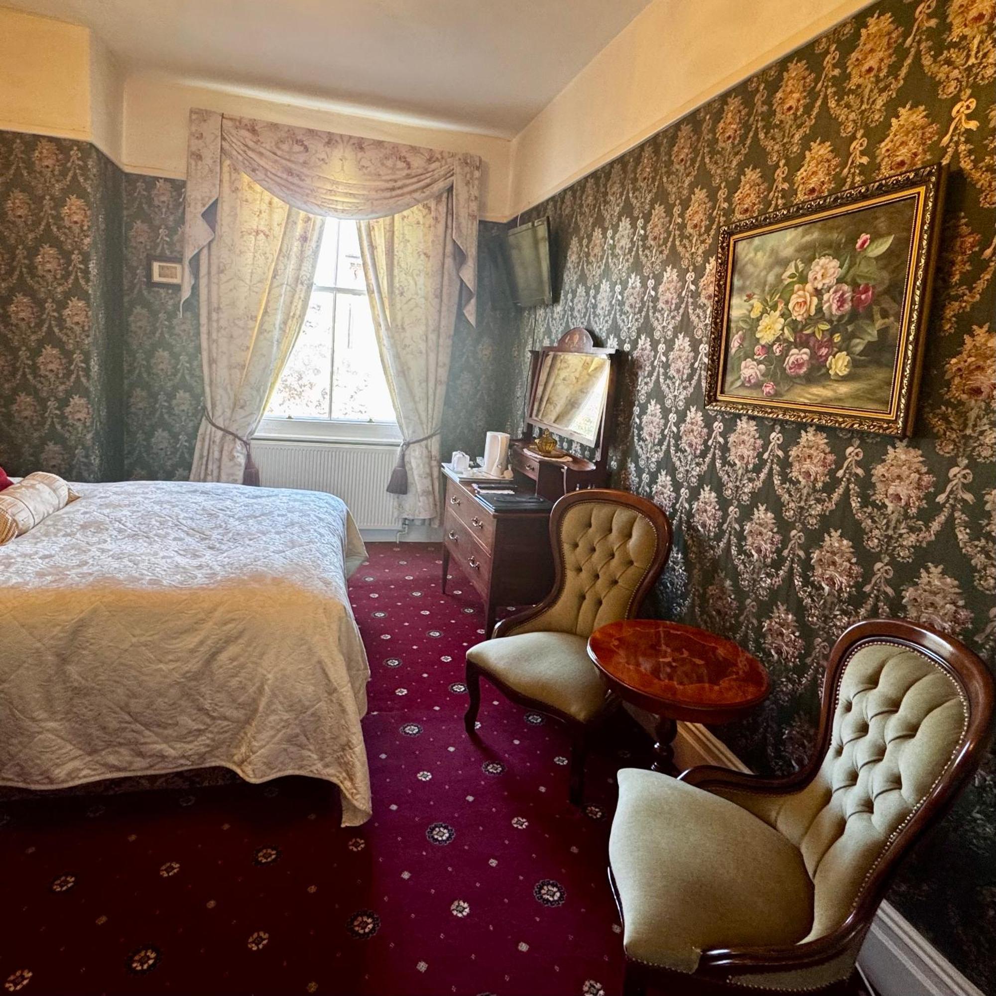 The Sycamore Guest house 4*
