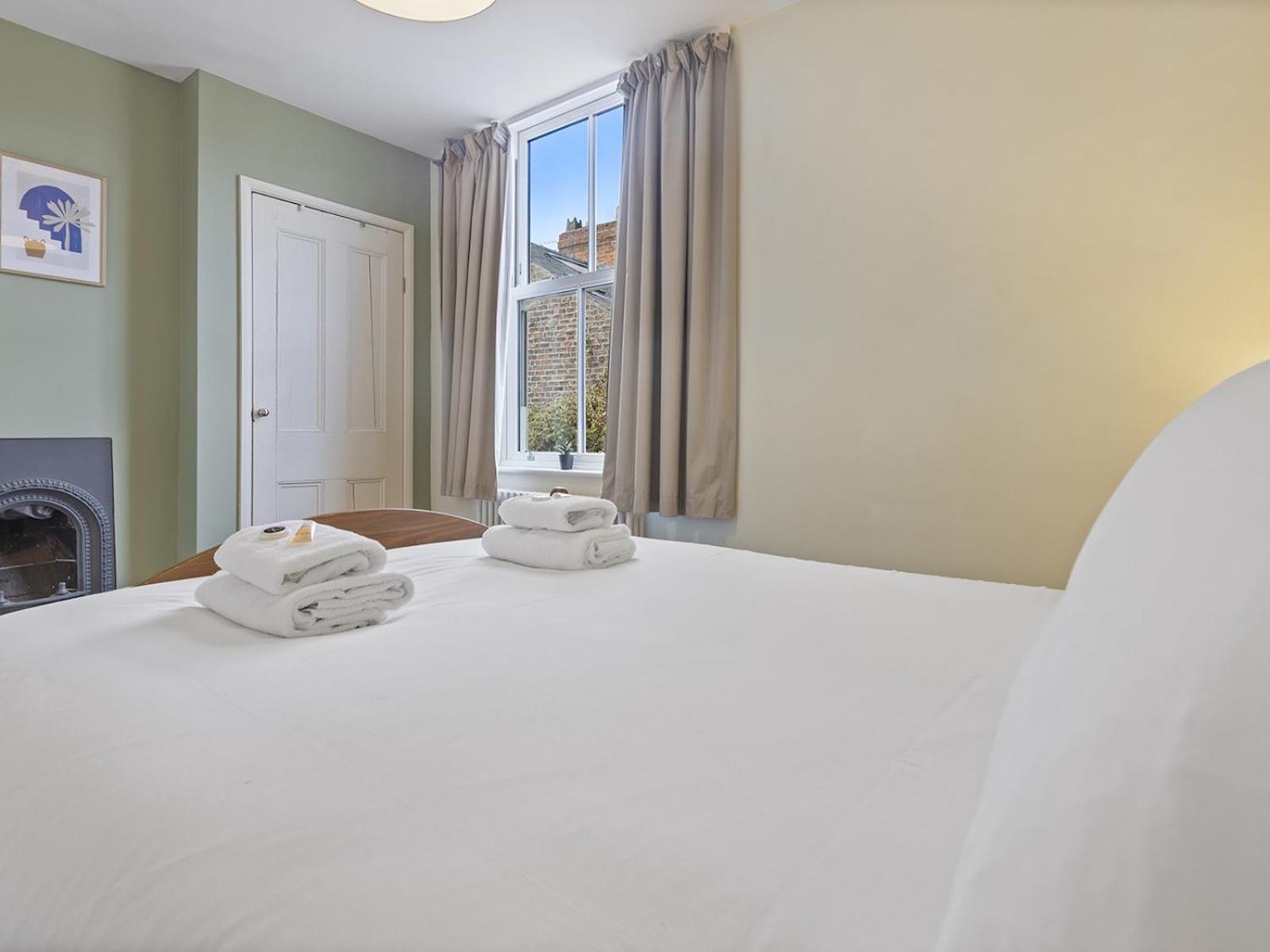 Pass The Keys Stunning 3-bed Retreat In The Heart Of * York