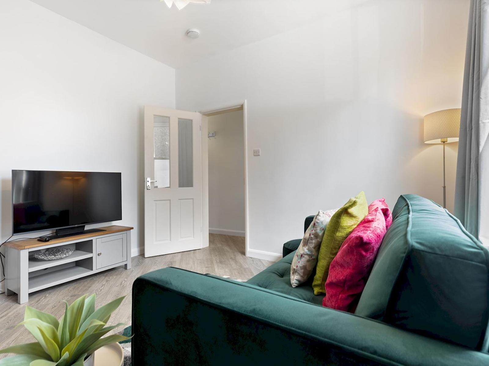 Pass The Keys Stunning 3-bed Retreat In The Heart Of Holiday home