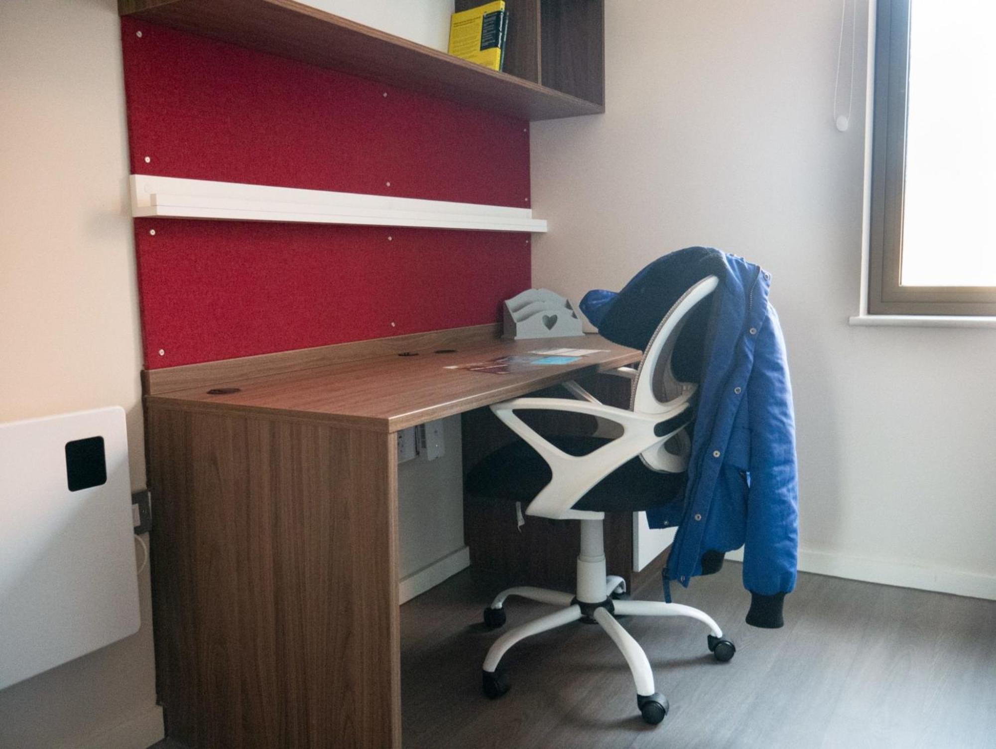 Apartment For Students Only In The Heart Of *