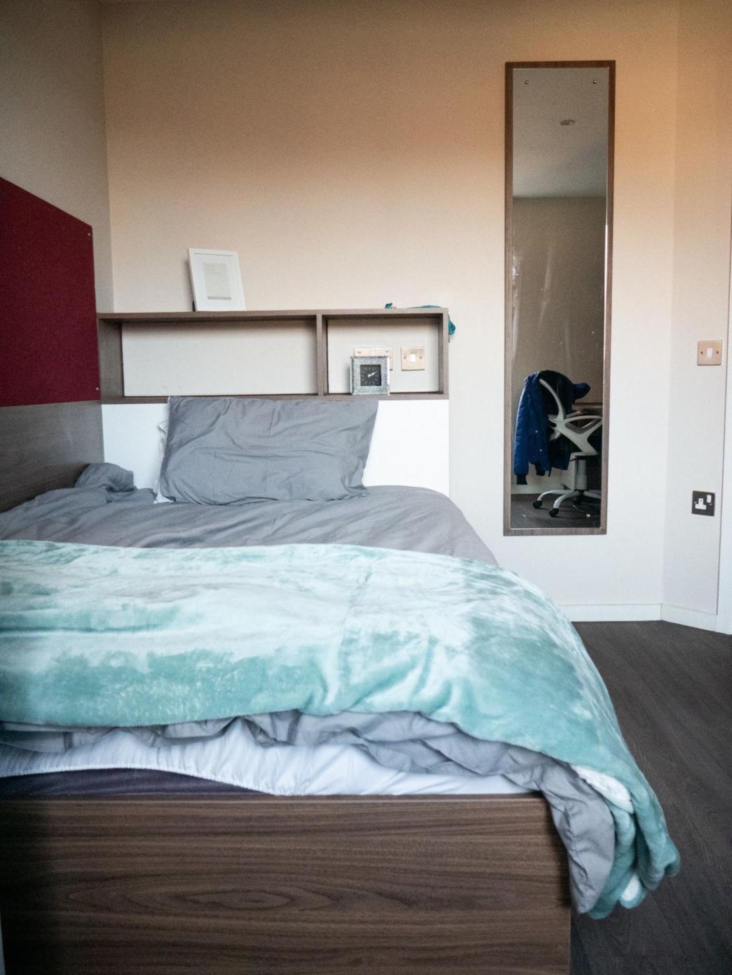 Apartment For Students Only In The Heart Of York