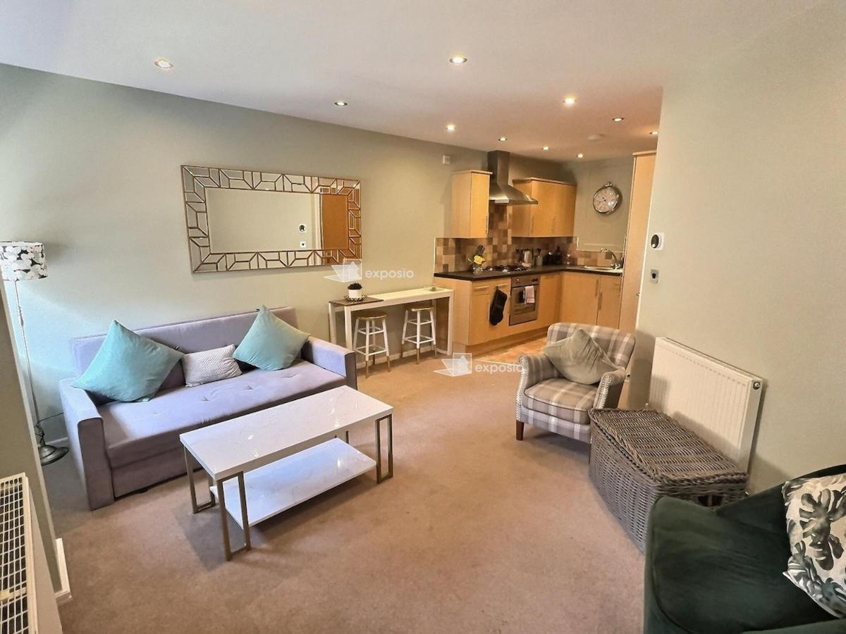 Lady Pecketts Yard One Bedroom, Sleeps Four- * York