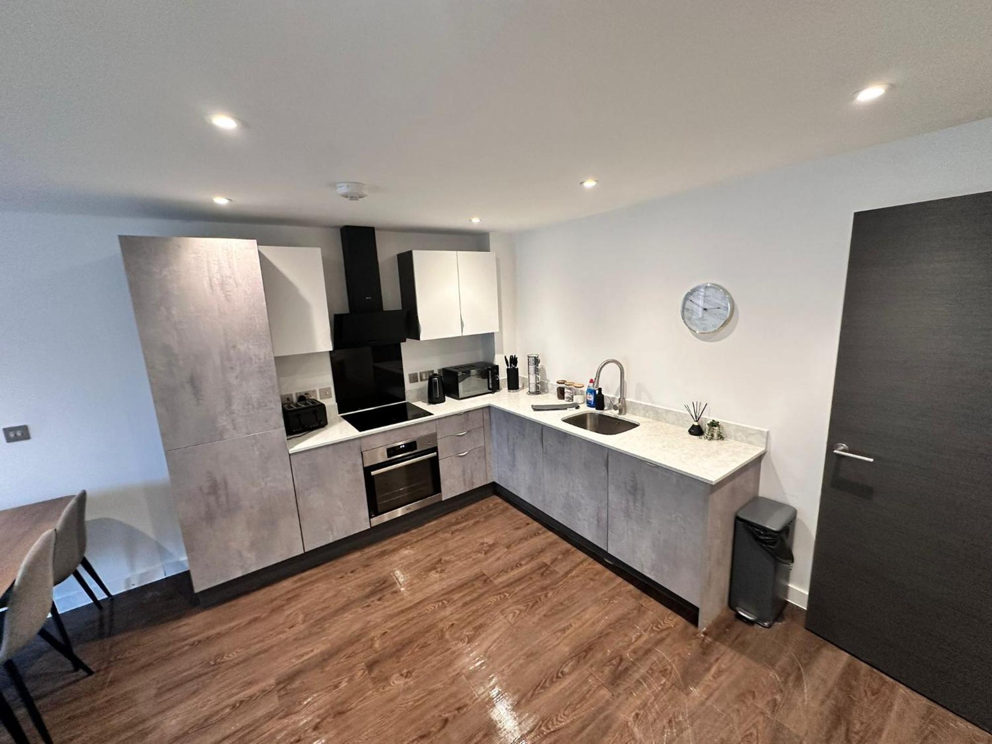 Centre Pad - Free Parking And Private Gym! Apartment