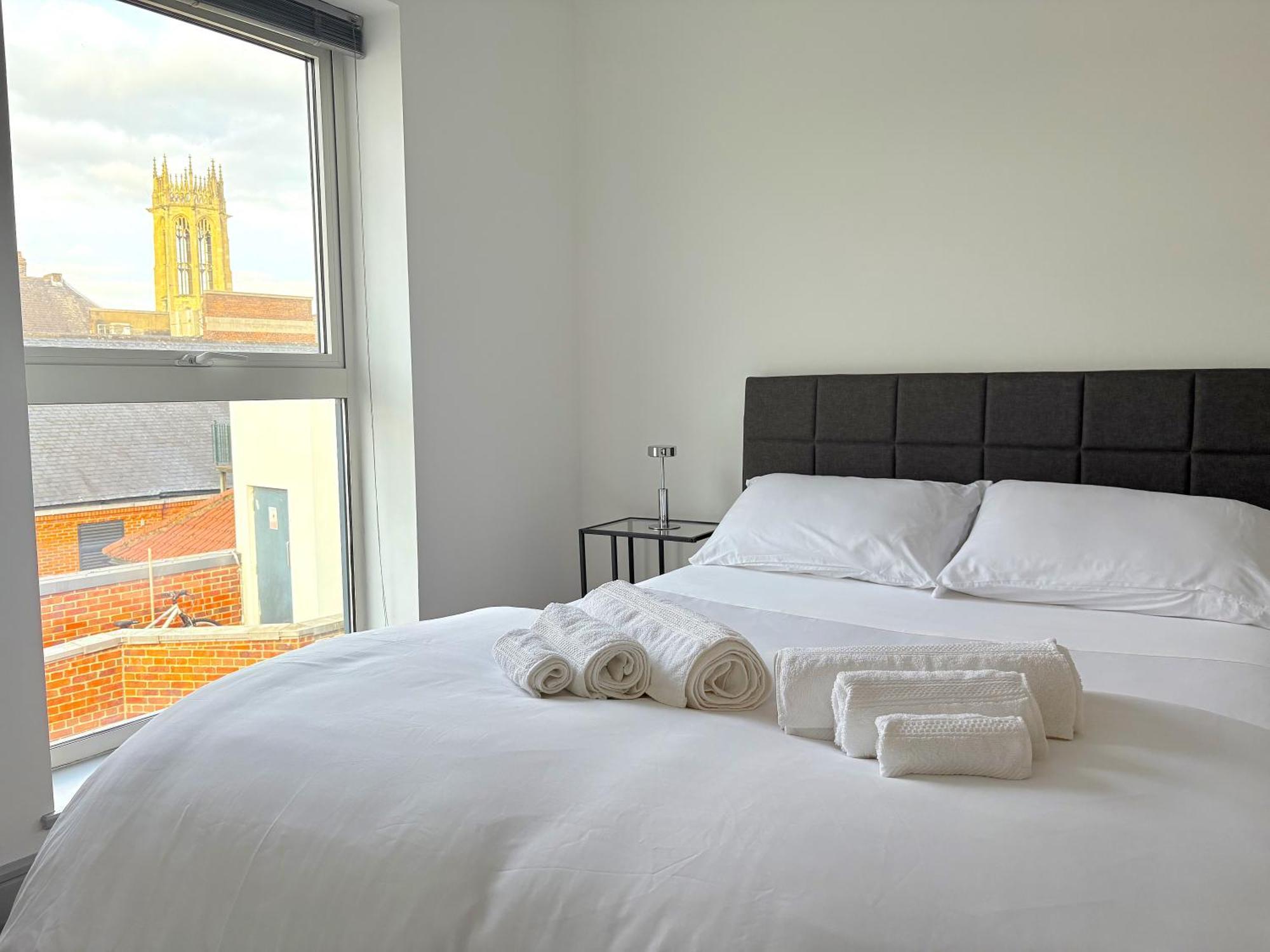 Apartment Centre - Perfect Location & Views York