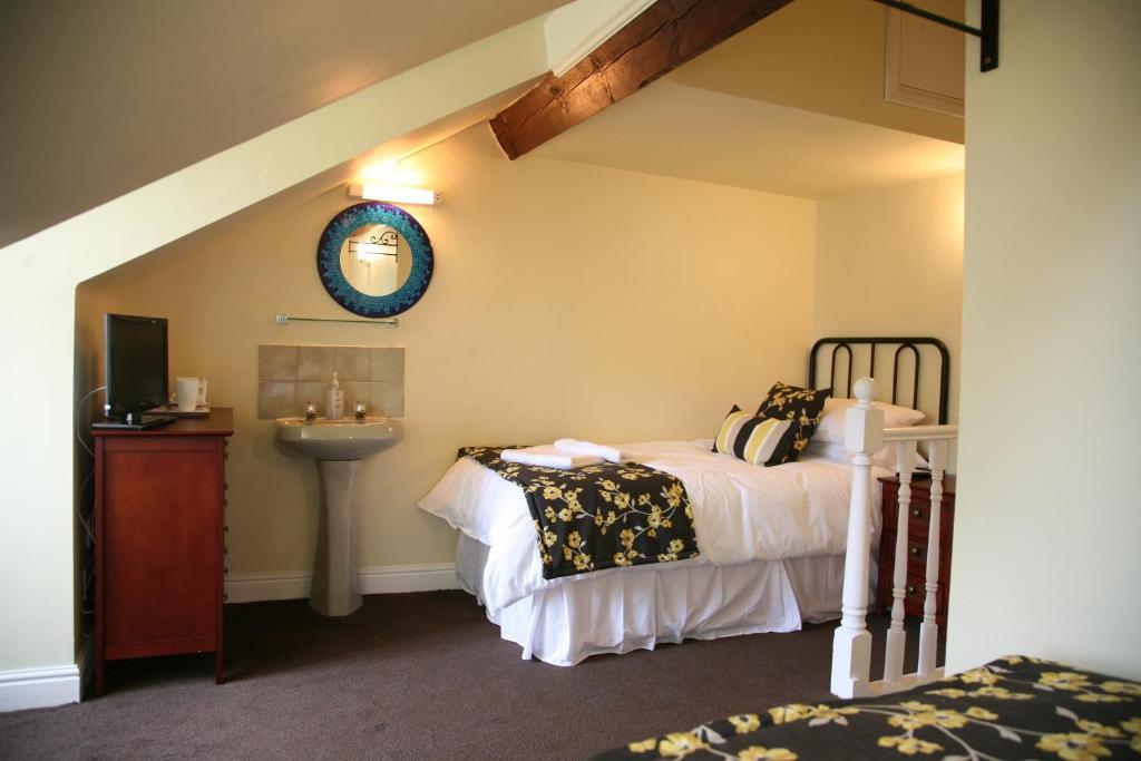 Gillygate 4*