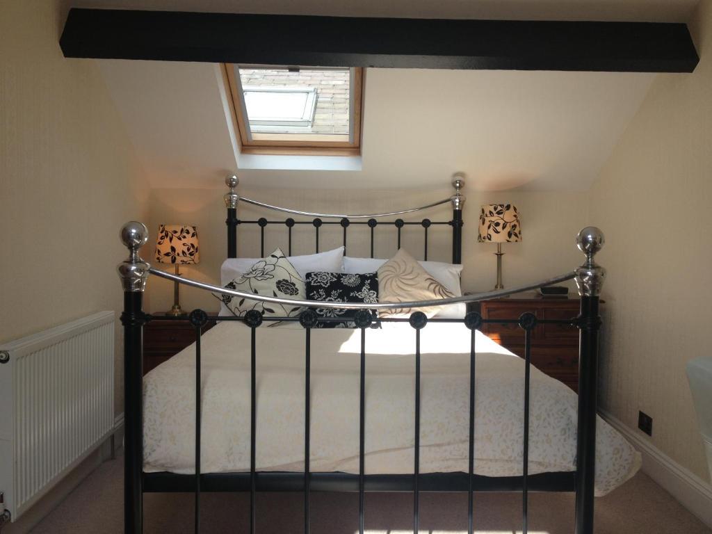 Guest house Ascot House 4*
