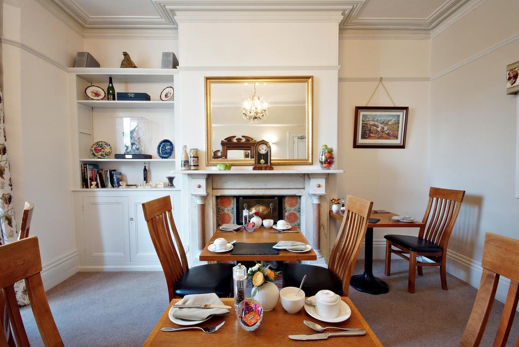 Bronte Guest house 4*
