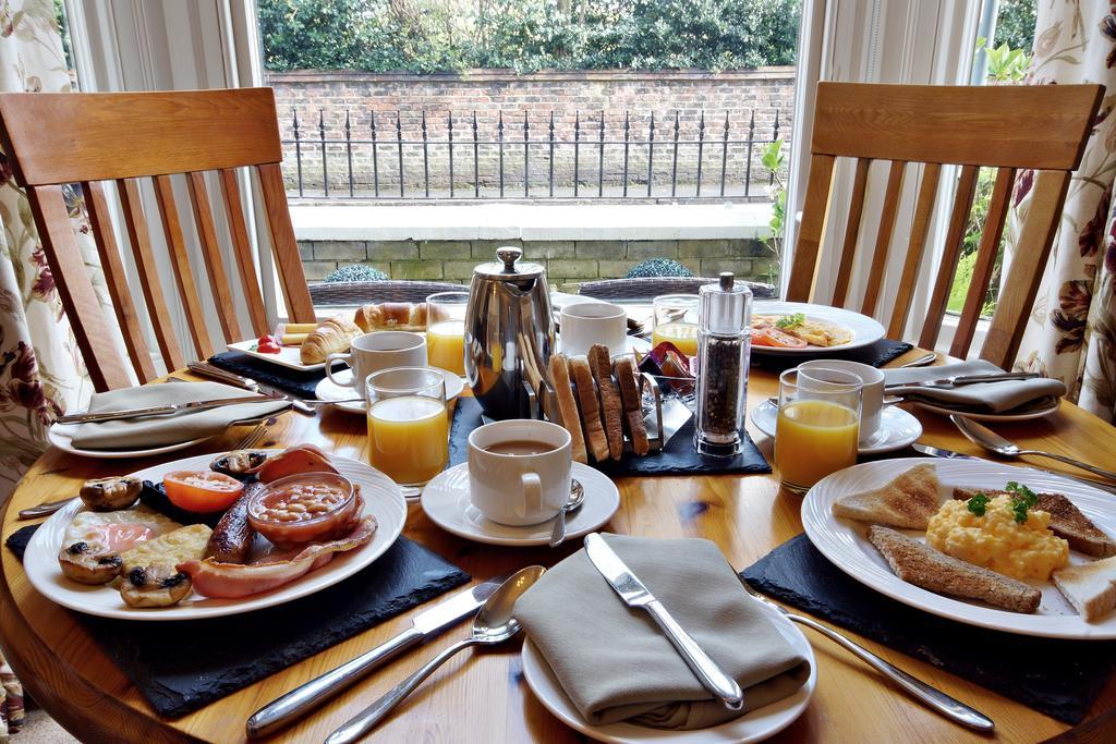 Guest house Bronte 4*