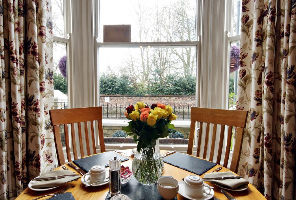 Bronte Guest house York