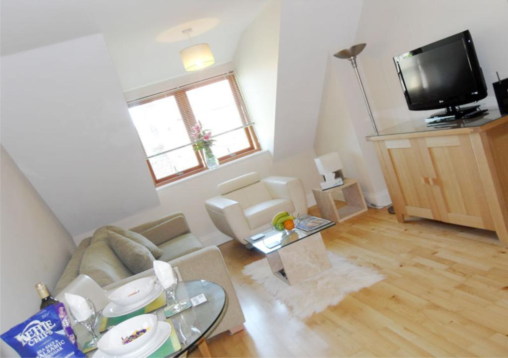 Apartment 11 Talbot Court