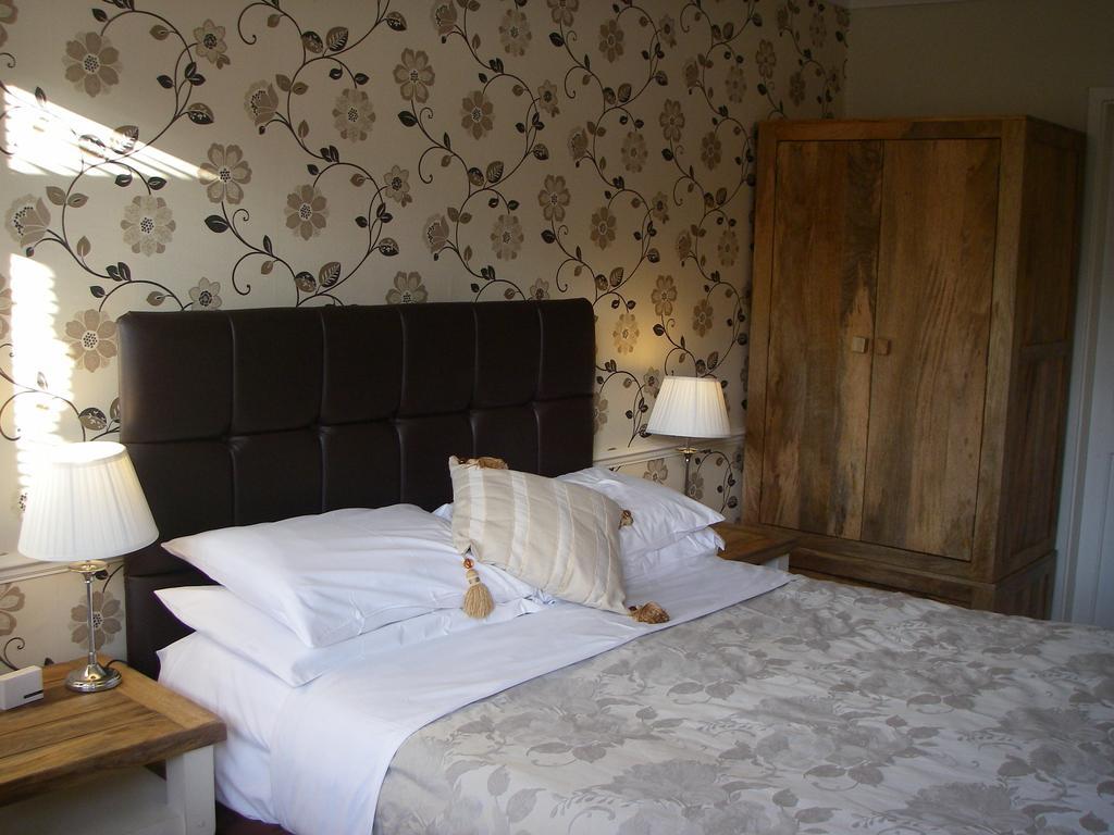 Knavesmire Manor And Leisure