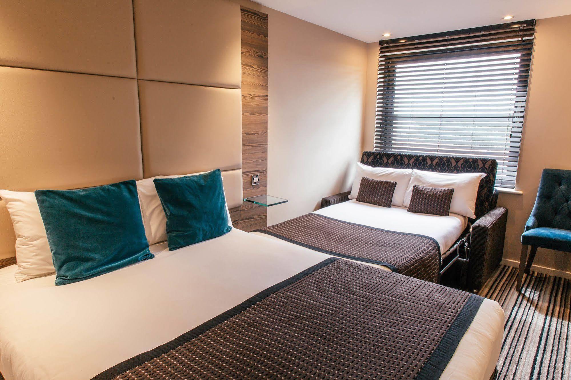 Centre By Ihg Hotel 4*