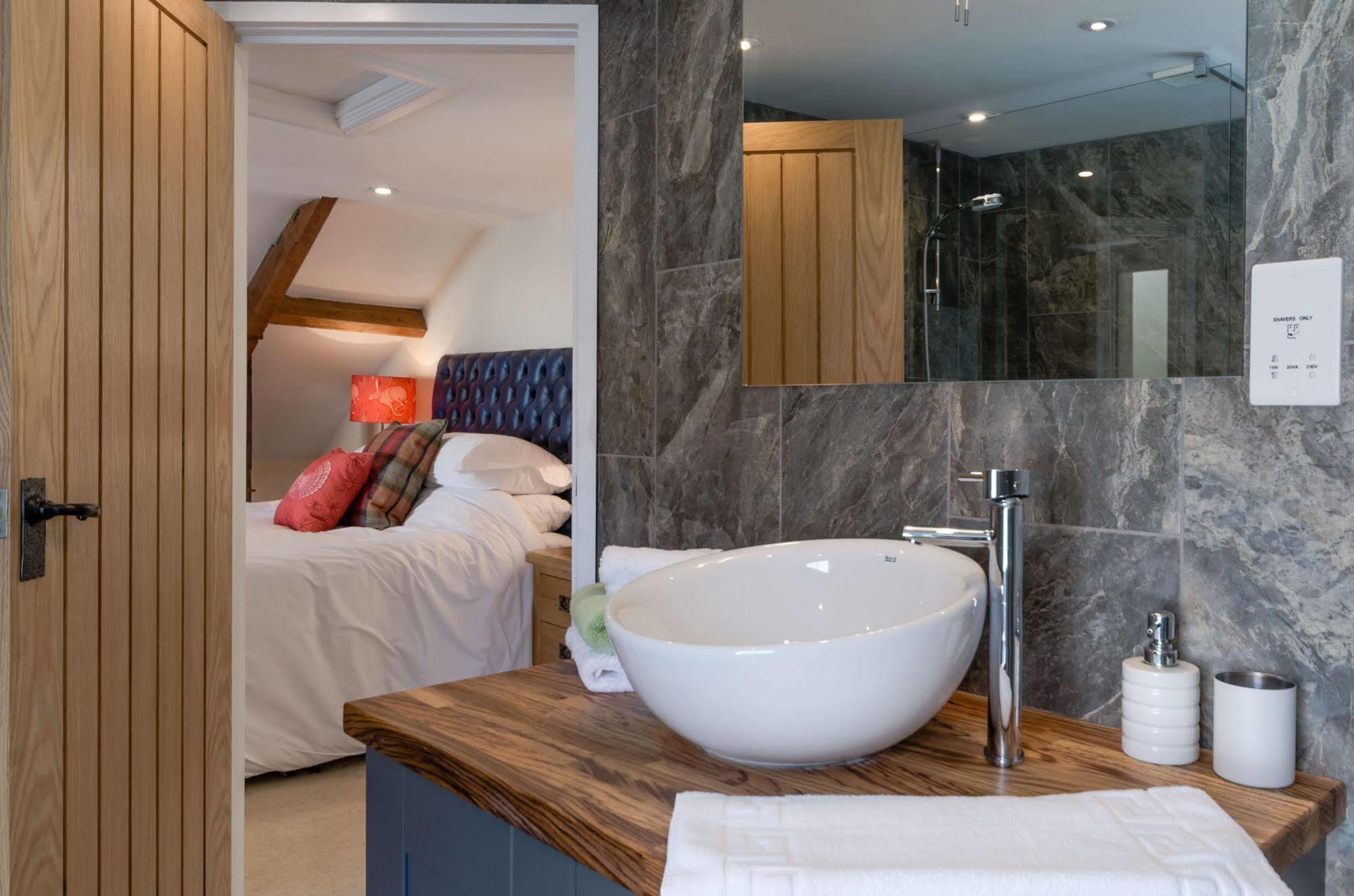 No93 Oower Hoose Guest house York