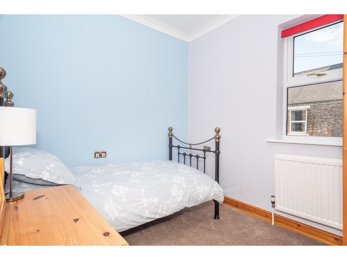 Spacious, Sleeps 5, Near Walls & Free Parking