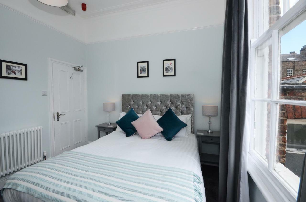Airden House 4*