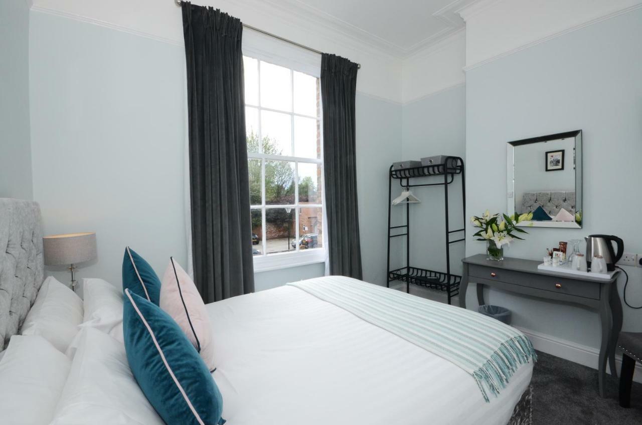 Airden House 4*