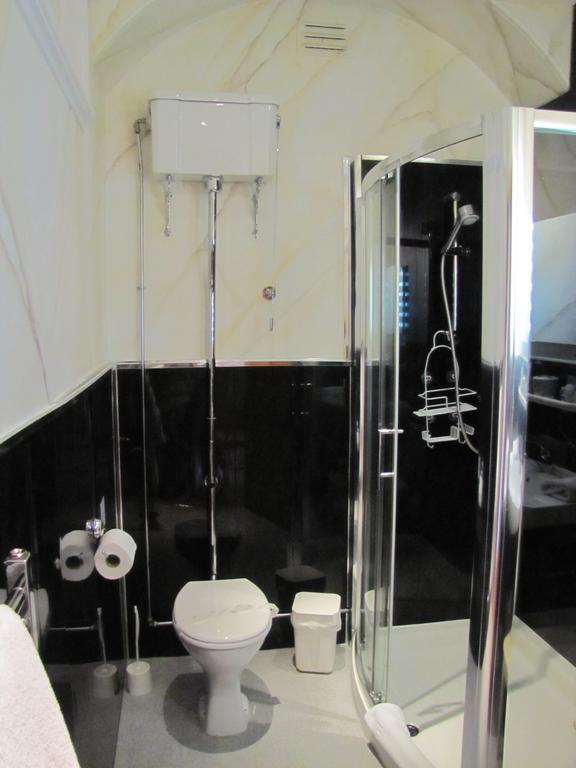 House Guest house 4*