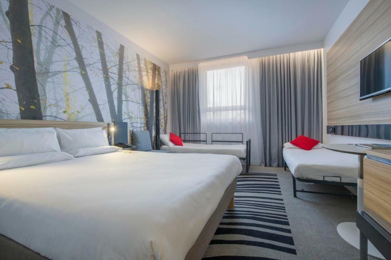 Novotel Centre Hotel