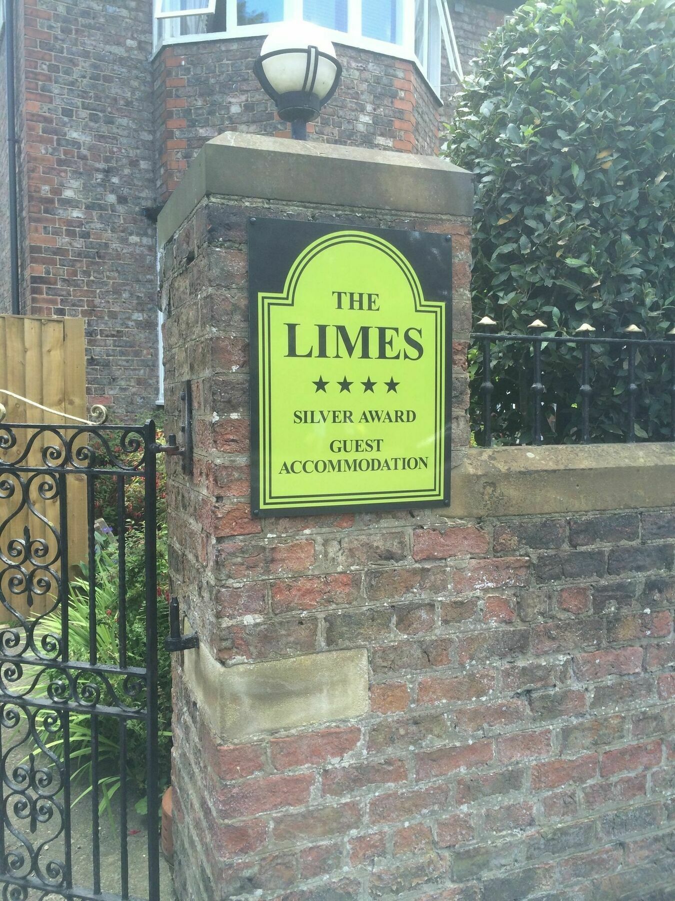 Guest house The Limes York