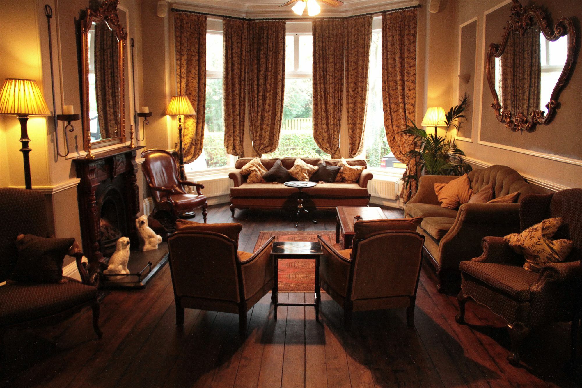 Clementines Town House Hotel, Bw Premier Collection Hotel 4*