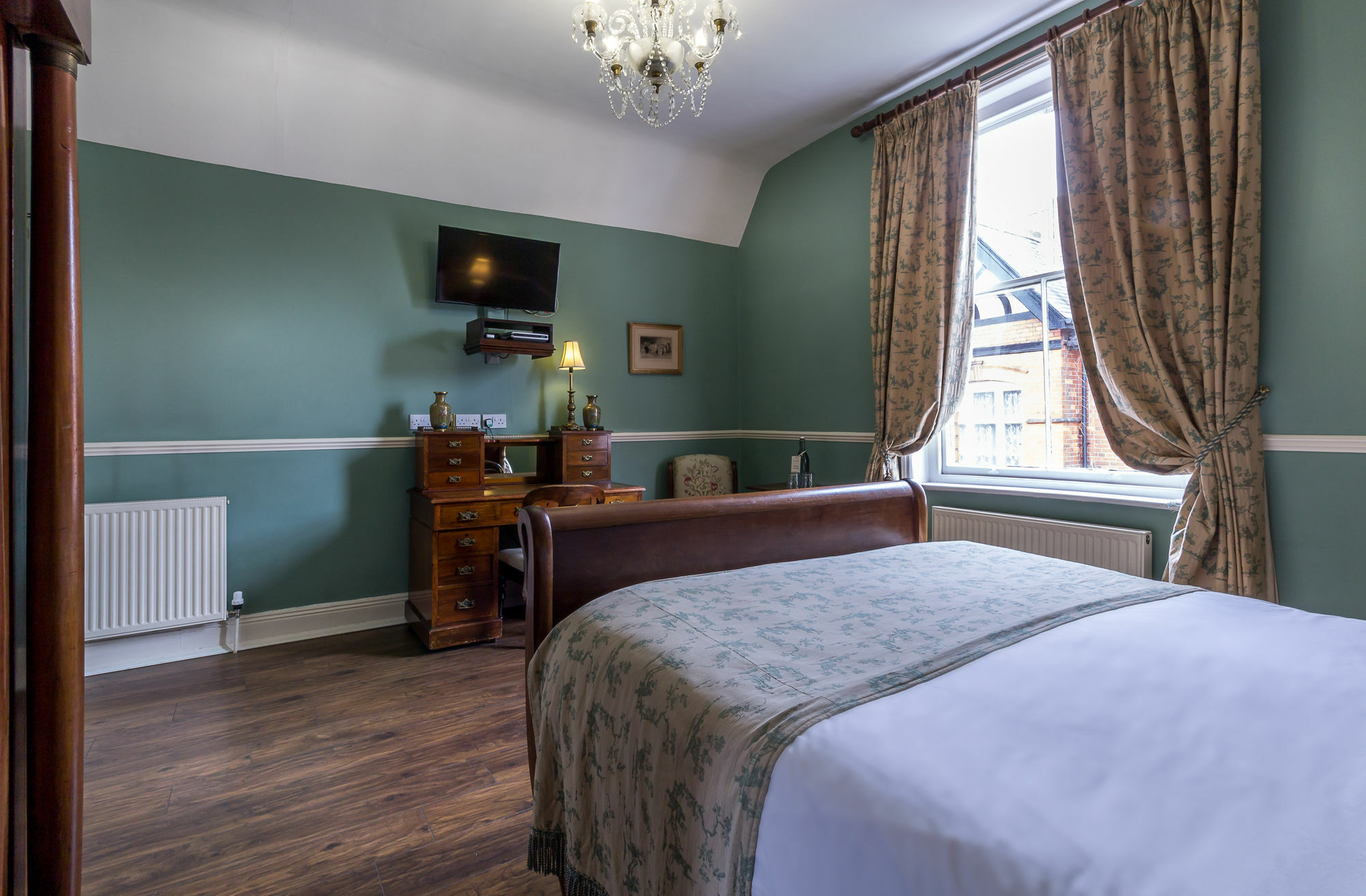 Clementines Town House Hotel, Bw Premier Collection Hotel