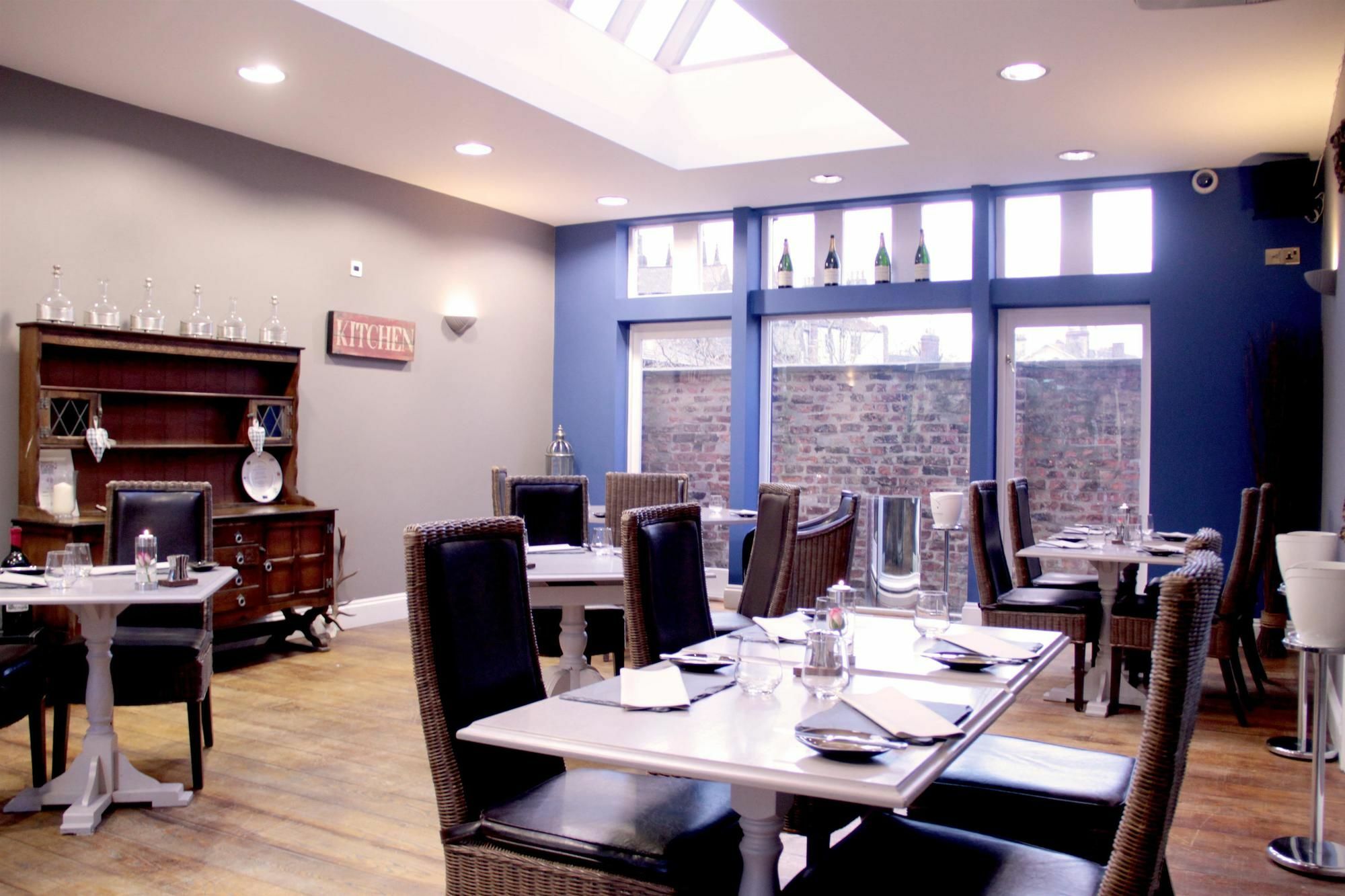 Clementines Town House Hotel, Bw Premier Collection Hotel 4*