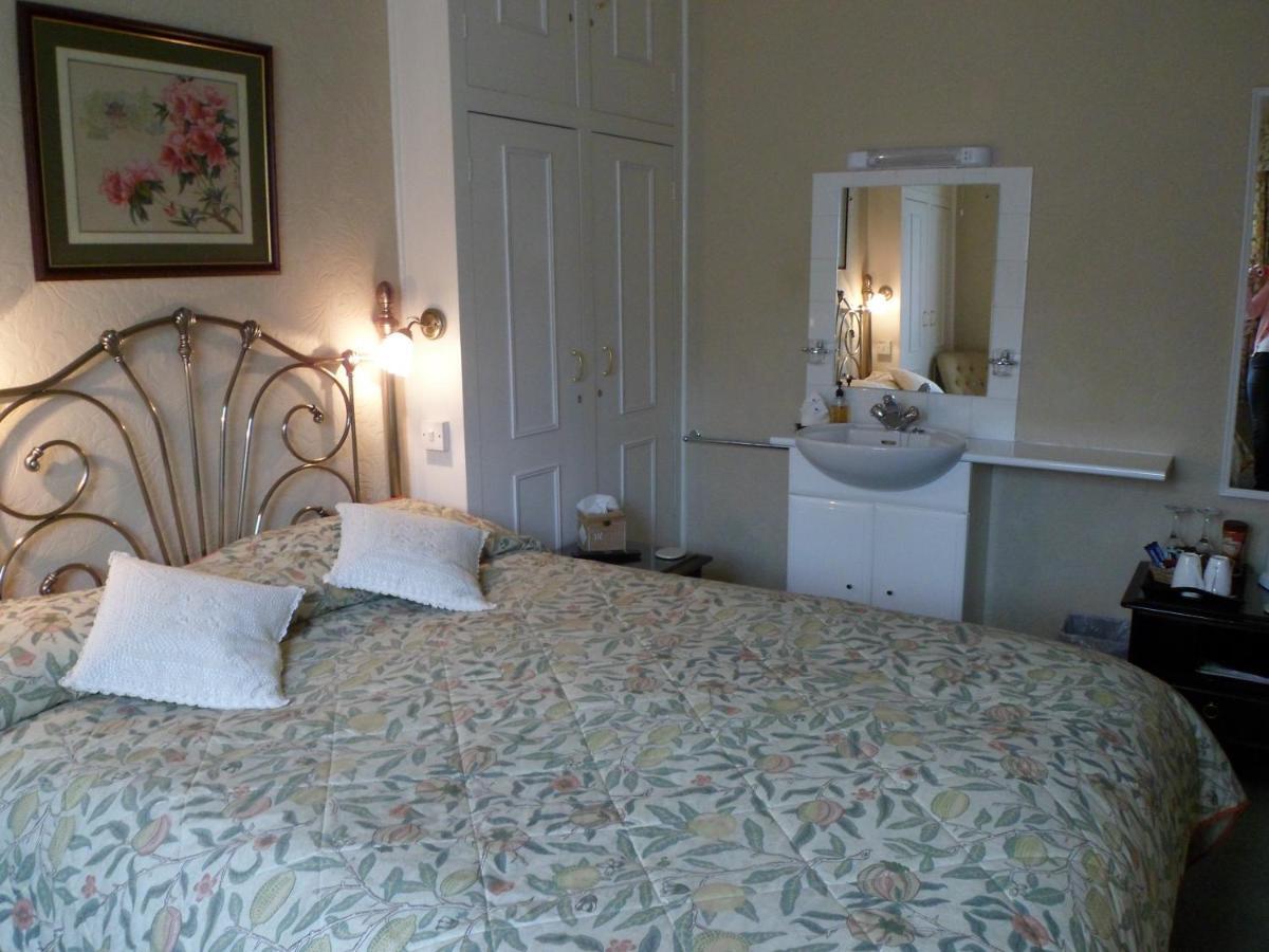 The Farthings Bed & Breakfast