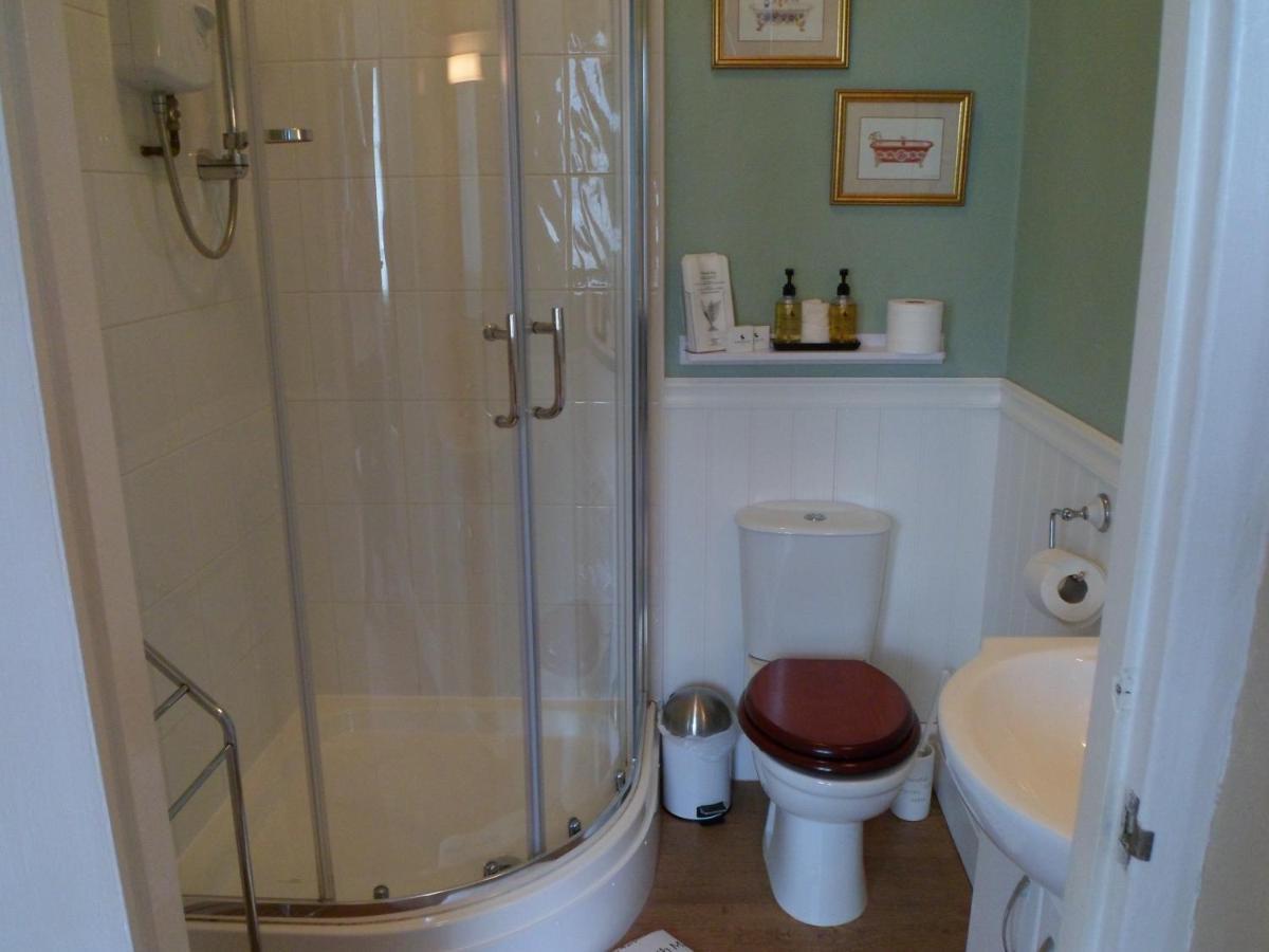 The Farthings Bed & Breakfast 4*