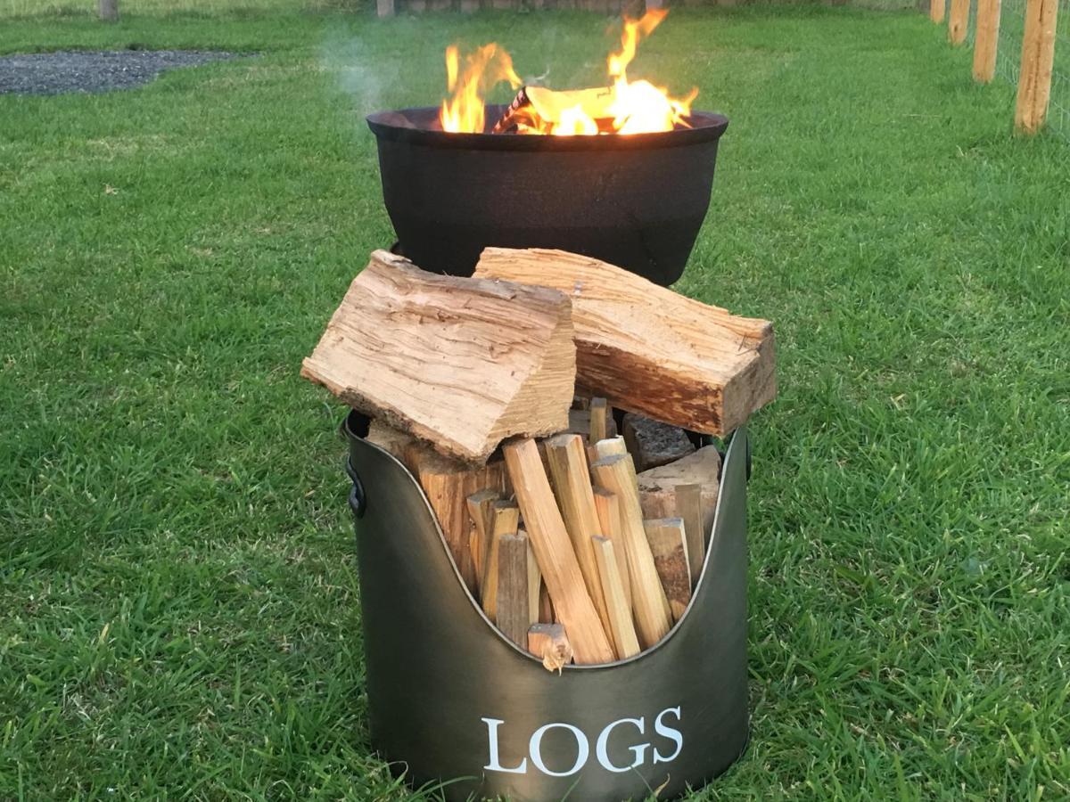 Springwood Shepherd Huts Glamping *