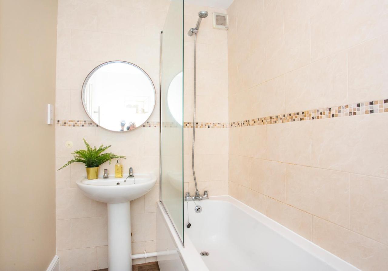Apartment Knavesmire Mews 3 Bedrooms-free Parking York