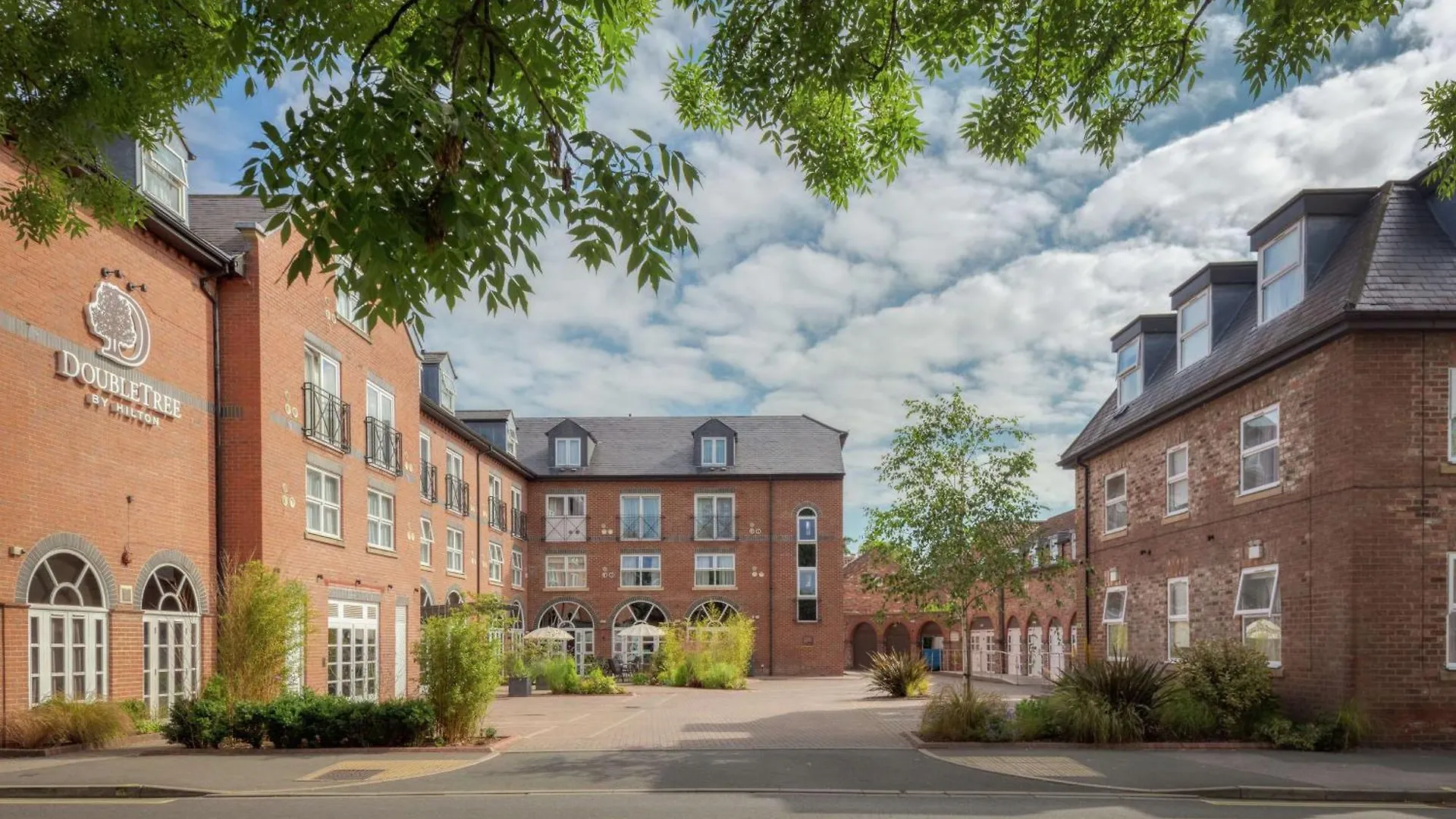 Best Hotels in York City Centre for Every Traveler